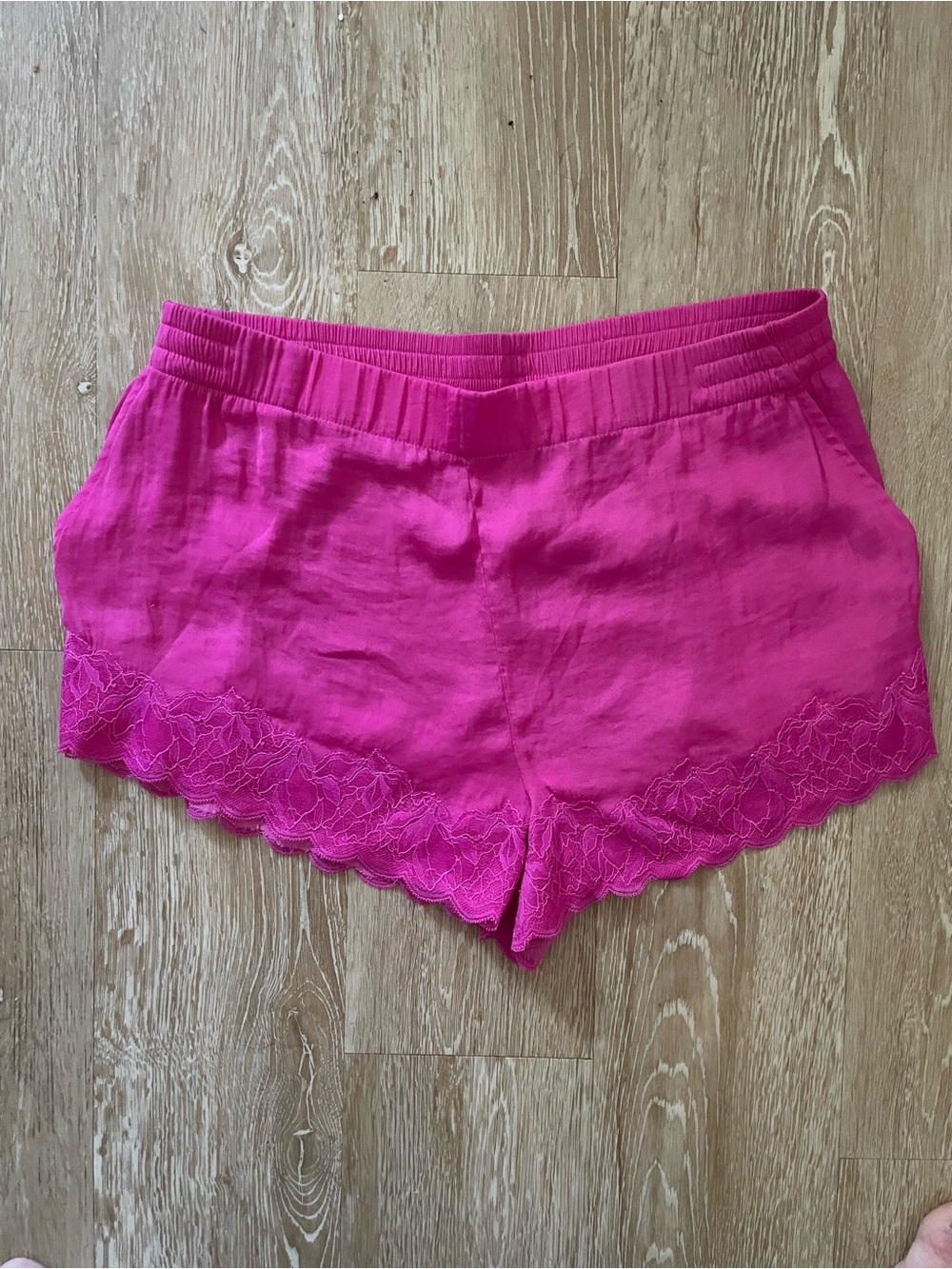 Soma Womens Deep Rose Pink Lace Trim Satin Pajama Shorts M Loungewear Sexy